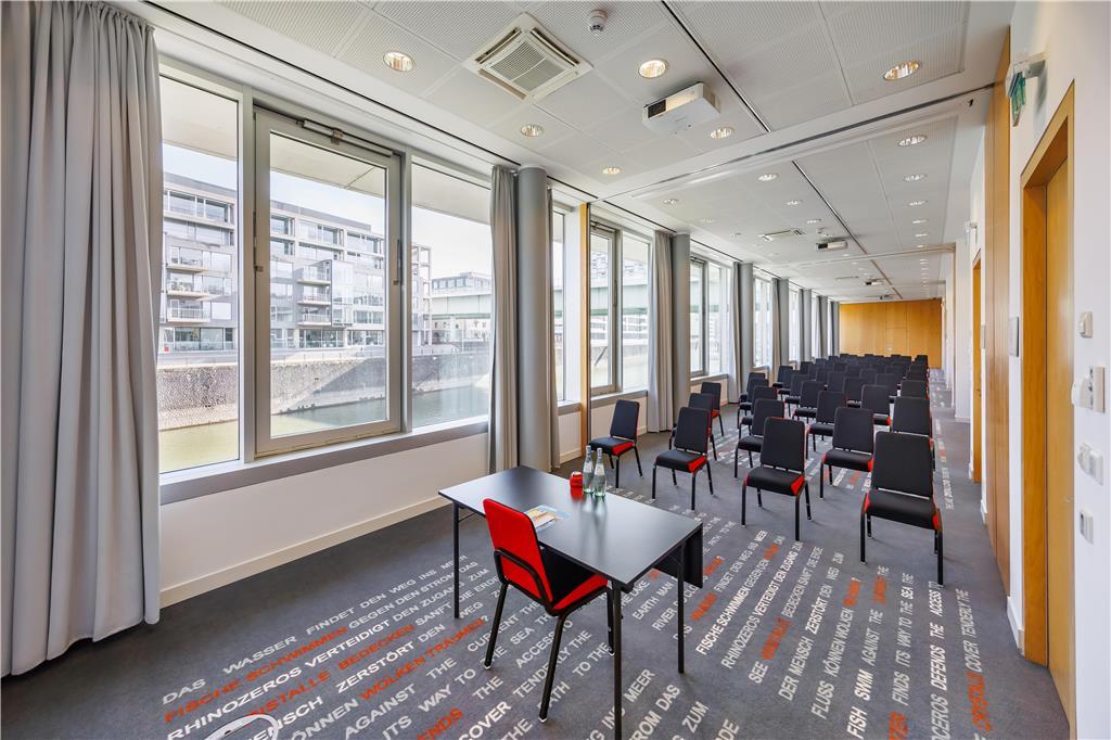 Art Cologne, By Park Plaza Hotel *